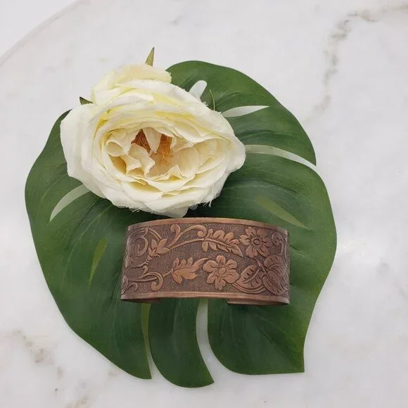 Vintage Handmade Genuine Solid Copper Floral Vine Relief Engraved Cuff Bracelet